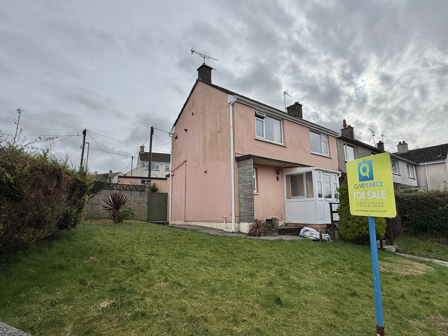 2 bed property in Malabar Road, Truro